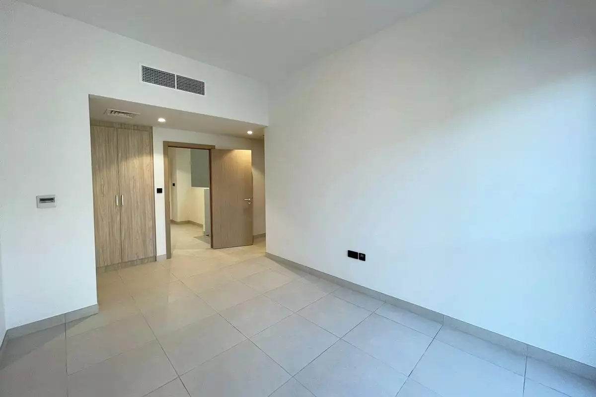 Townhouse 107m² in UAE, Abu Dhabi. Priced at 574346€ rent photo-7
