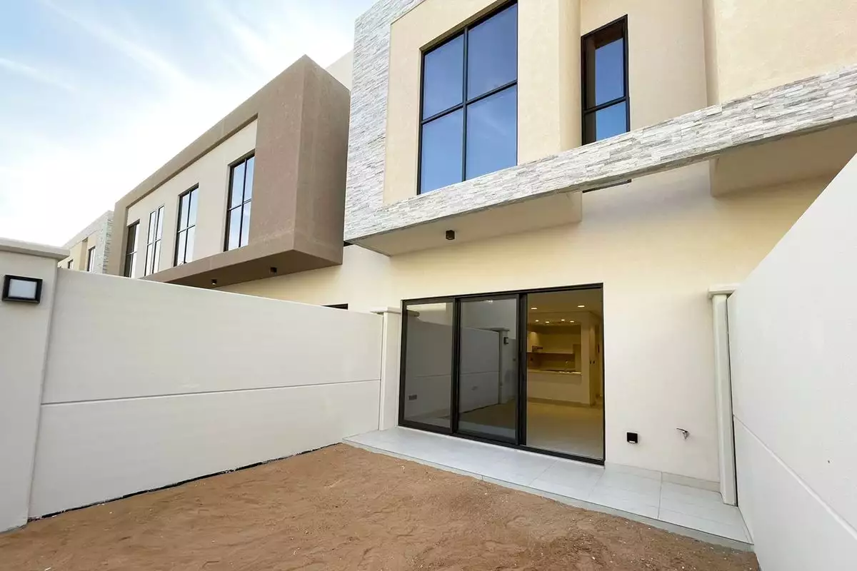 Townhouse 107m² in UAE, Abu Dhabi. Priced at 574346€ rent photo-16