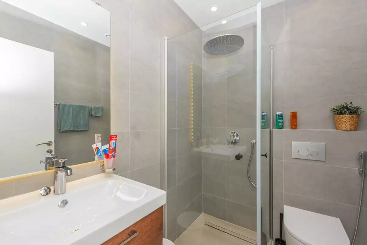 Flat 184m² in UAE, Dubai. Priced at 891484€ rent photo-24