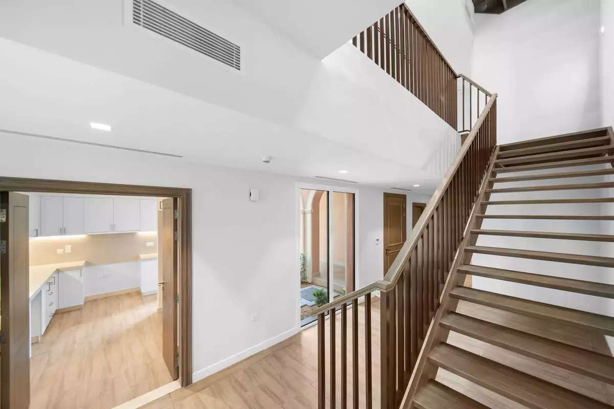 Townhouse 266m² in UAE, Dubai. Priced at 2971614€ rent photo-14