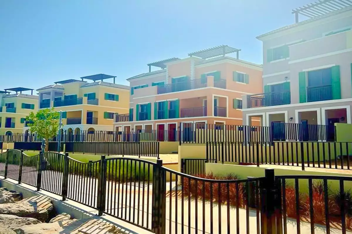 Townhouse 266m² in UAE, Dubai. Priced at 2971614€ rent photo-15
