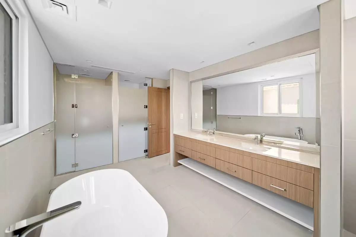 Townhouse 266m² in UAE, Dubai. Priced at 2971614€ rent photo-19