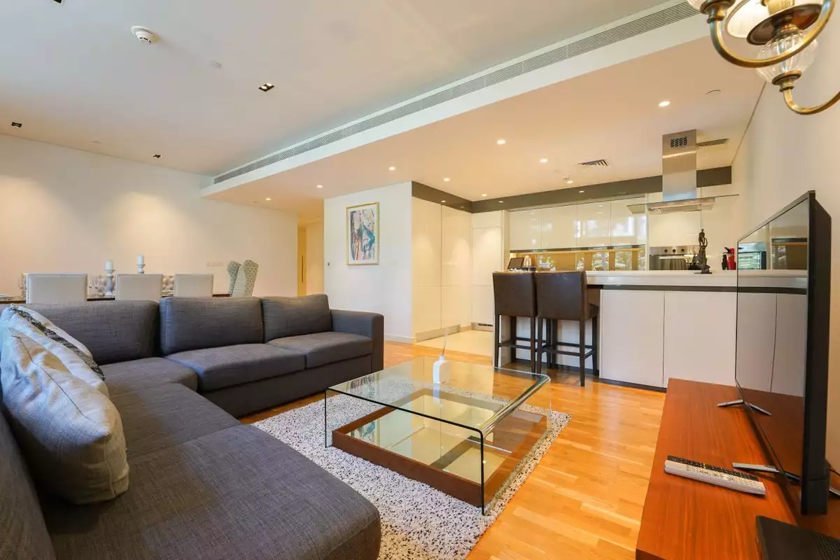 Flat 136m² in UAE, Dubai. Priced at 1772980€ rent photo-3