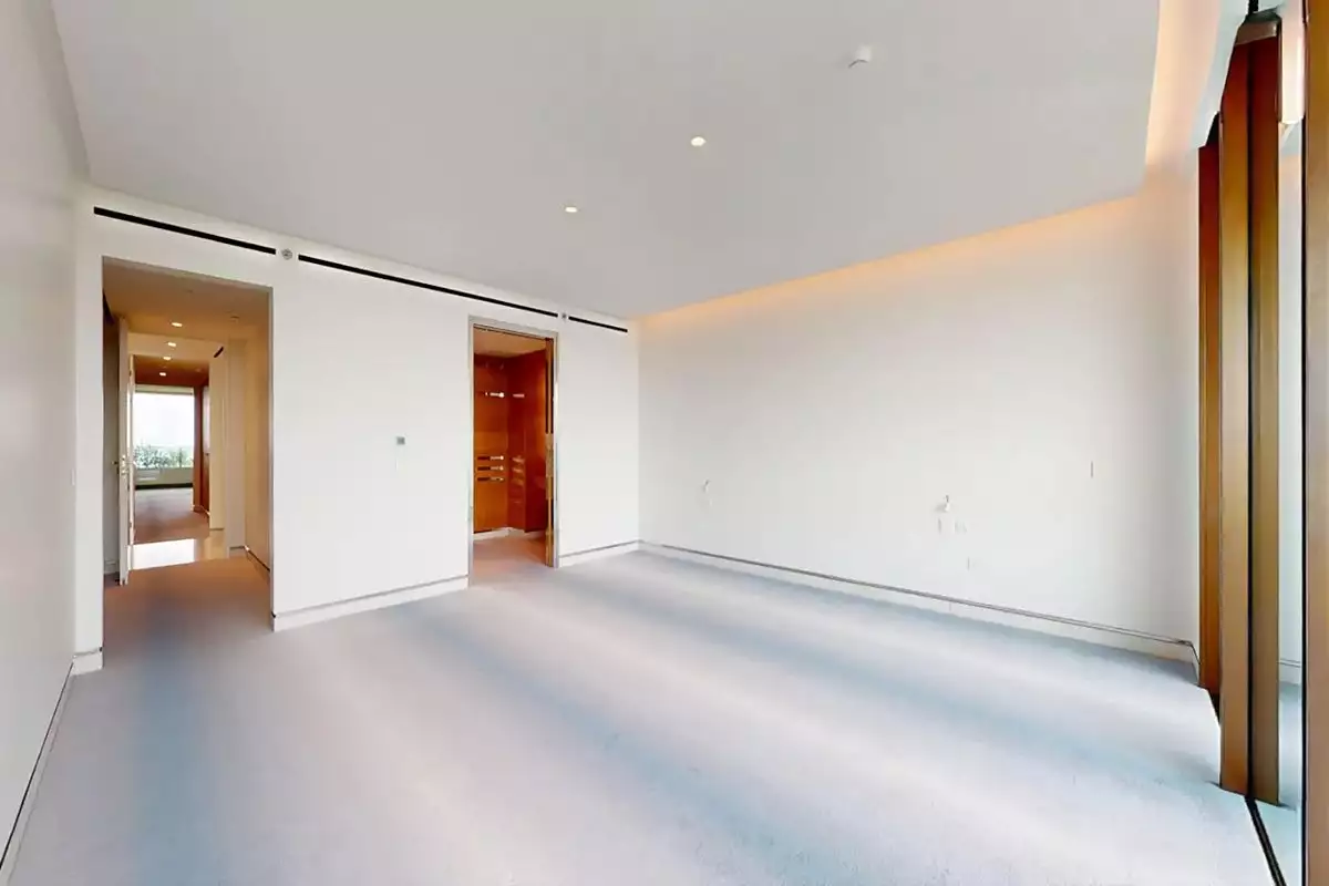 Flat 302m² in UAE, Dubai. Priced at 8240611€ rent photo-11