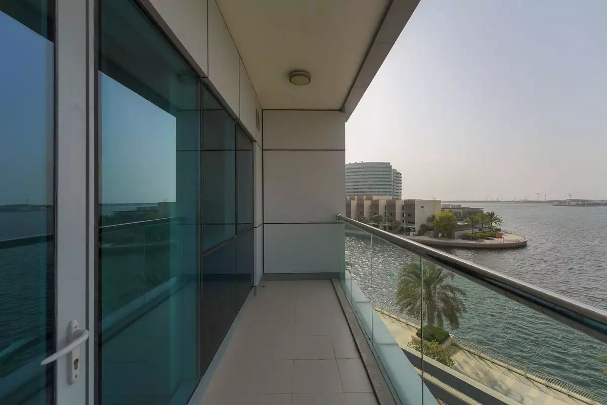Flat 132m² in UAE, Abu Dhabi. Priced at 461529€ rent photo-1