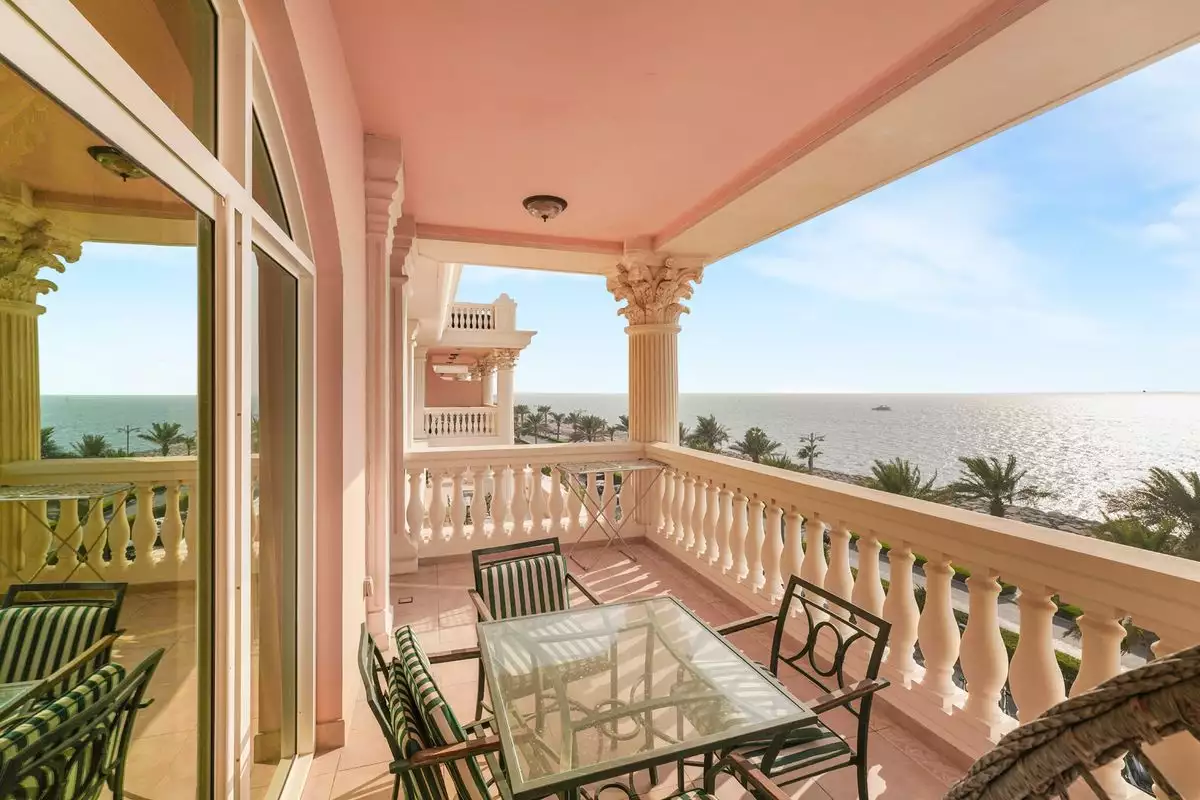 Flat 164m² in UAE, Dubai. Priced at 1219097€ rent photo-1