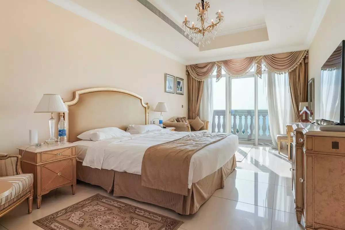 Flat 164m² in UAE, Dubai. Priced at 1219097€ rent photo-17