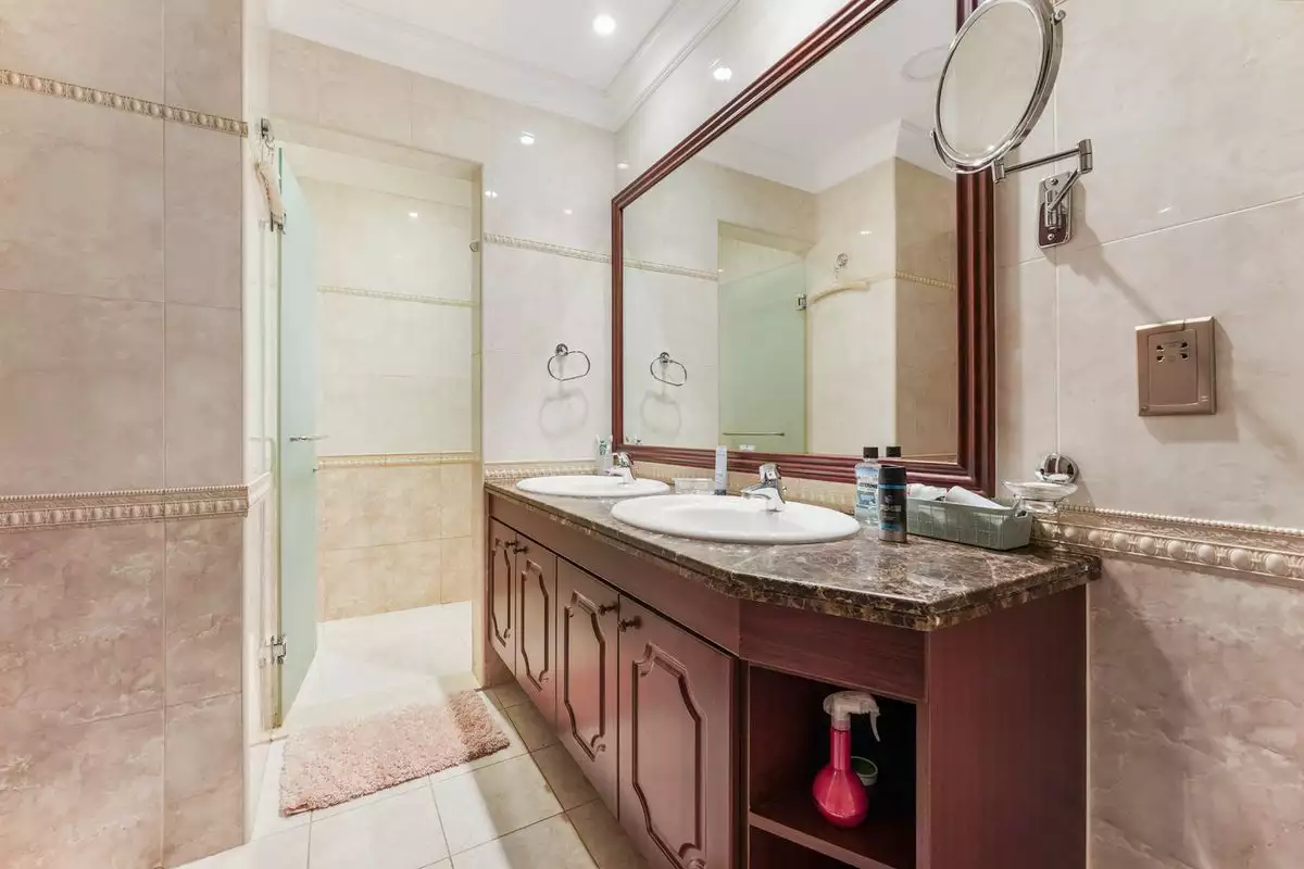 Flat 164m² in UAE, Dubai. Priced at 1219097€ rent photo-19