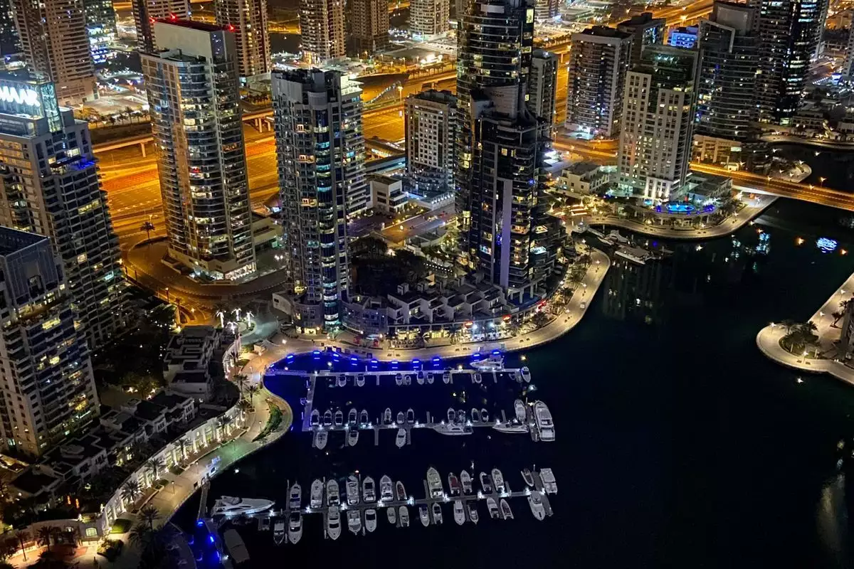 Flat 114m² in UAE, Dubai. Priced at 998862€ rent photo-9