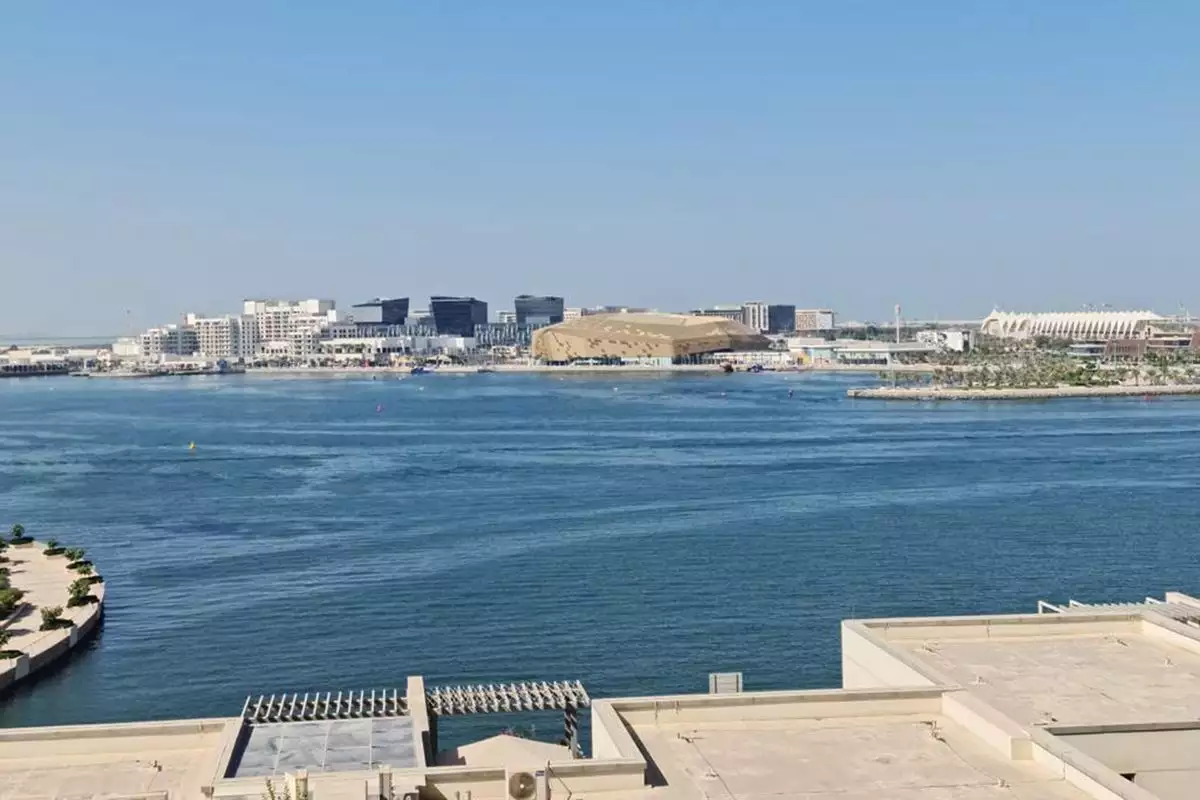 Flat 88m² in UAE, Abu Dhabi. Priced at 353538€ rent photo-1