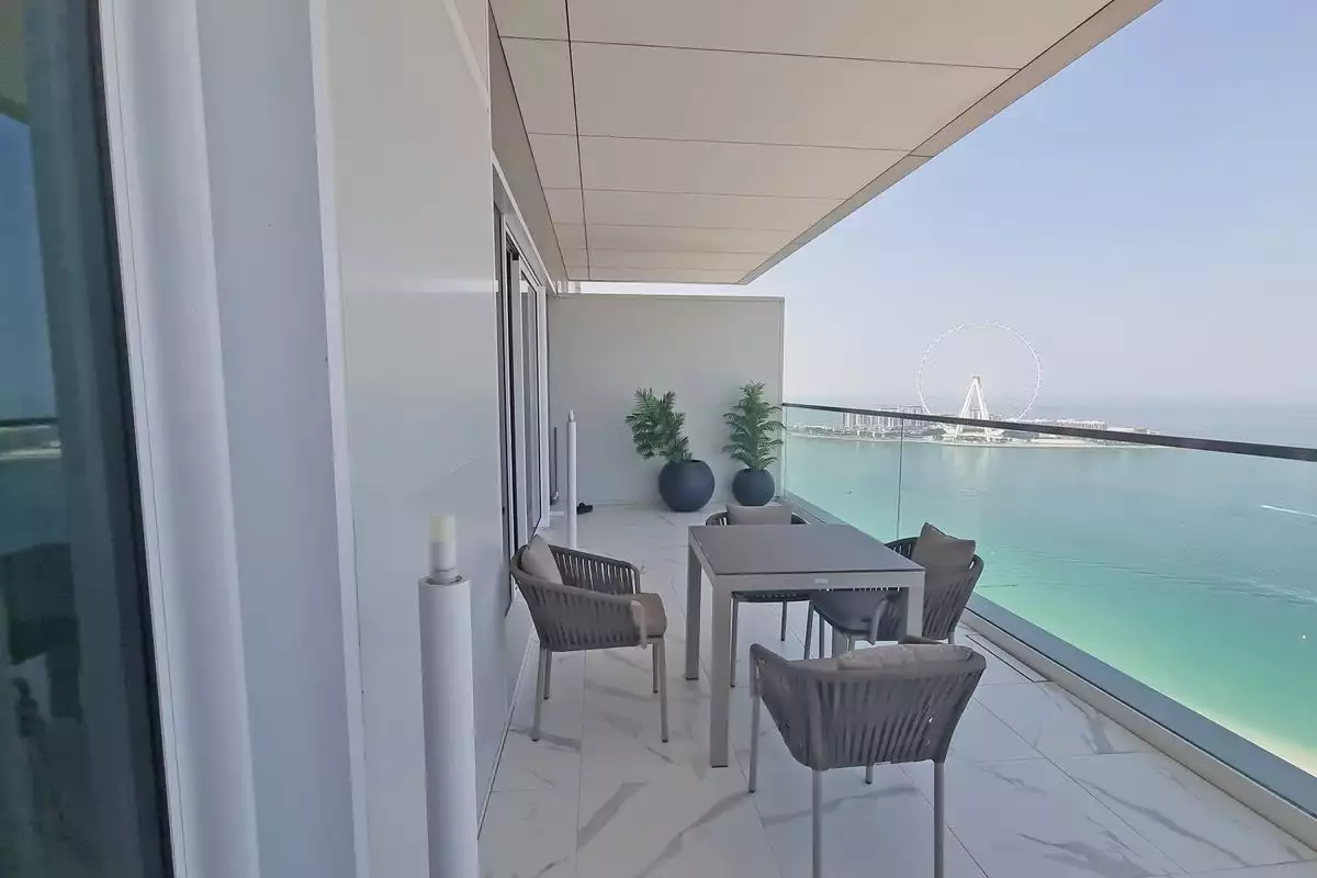 Flat 179m² in UAE, Dubai. Priced at 2122582€ rent photo-1