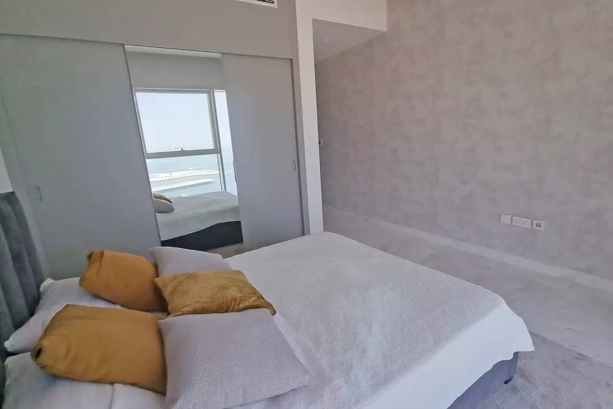 Flat 179m² in UAE, Dubai. Priced at 2122582€ rent photo-8
