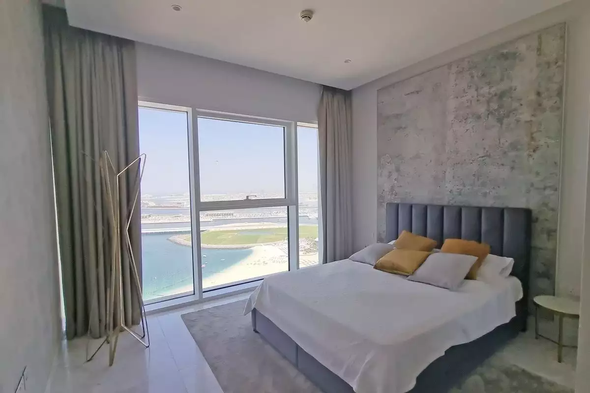 Flat 179m² in UAE, Dubai. Priced at 2122582€ rent photo-10