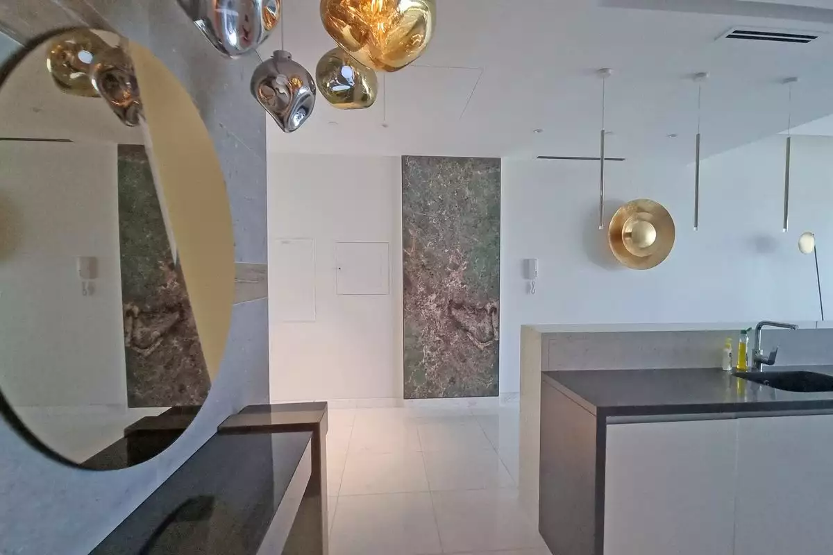 Flat 179m² in UAE, Dubai. Priced at 2122582€ rent photo-12