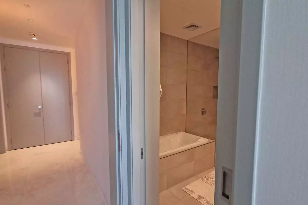 Flat 179m² in UAE, Dubai. Priced at 2122582€ rent photo-14