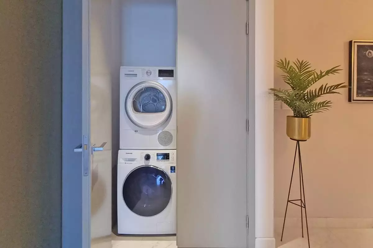Flat 179m² in UAE, Dubai. Priced at 2122582€ rent photo-17