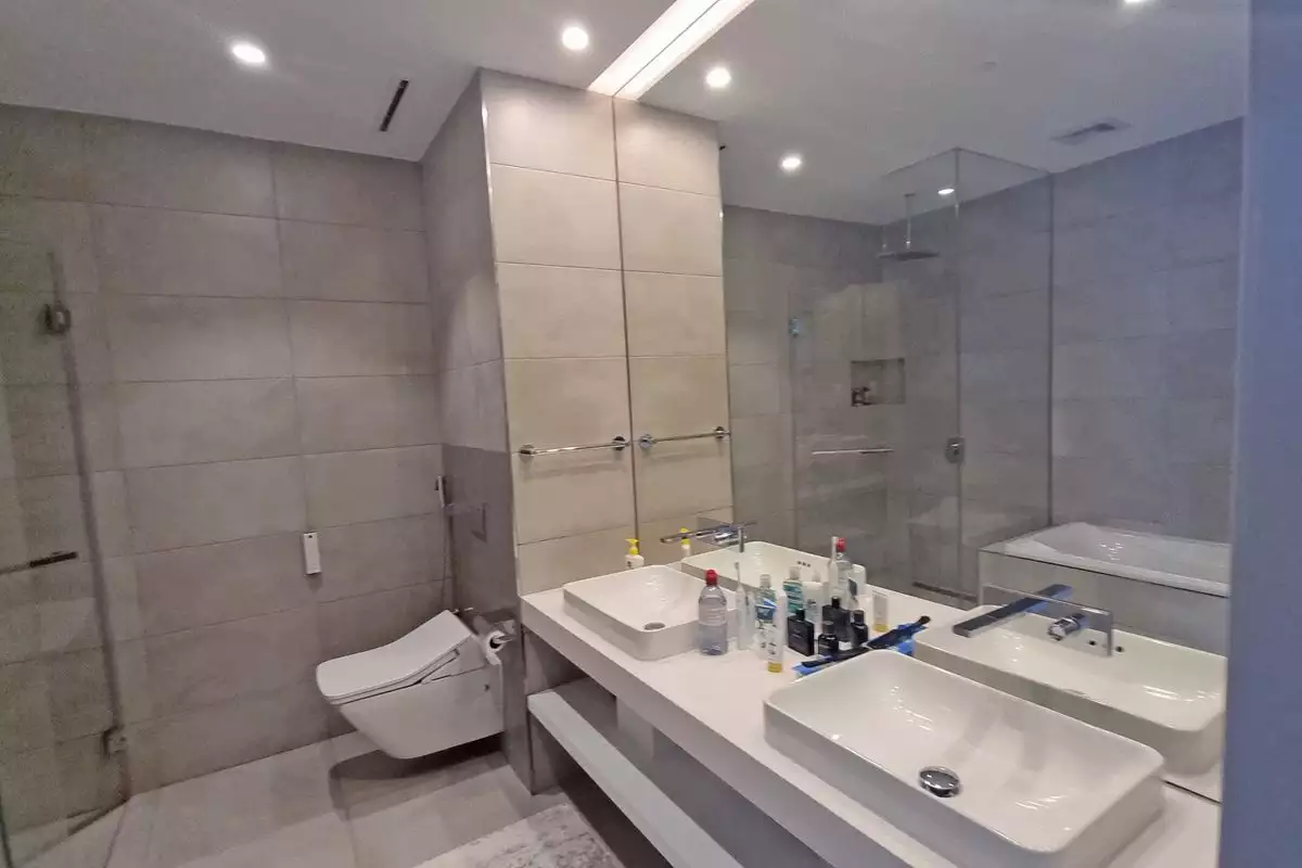 Flat 179m² in UAE, Dubai. Priced at 2122582€ rent photo-19
