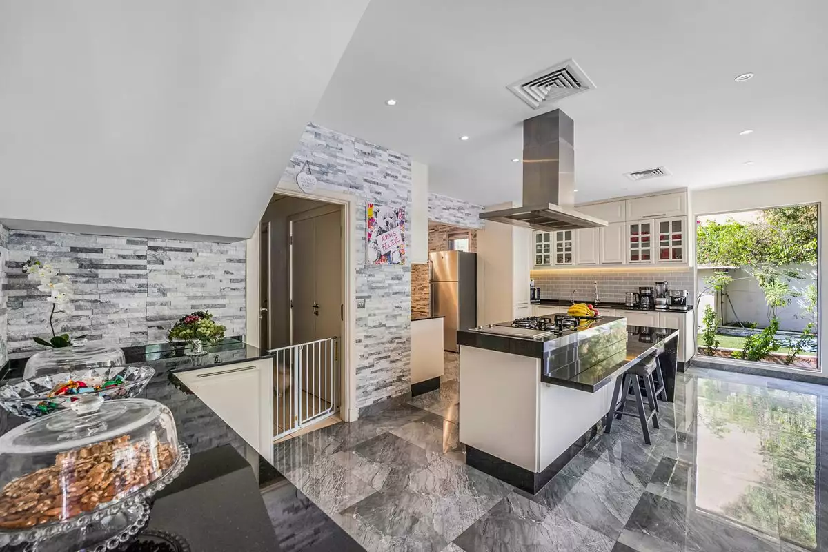 Villa 486m² in UAE, Dubai. Priced at 3246301€ rent photo-5