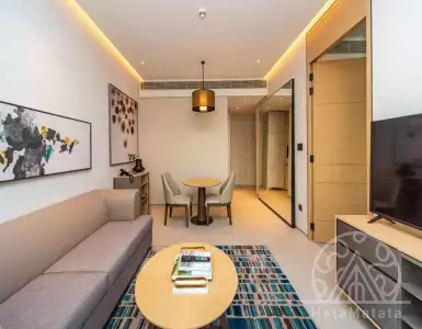 Buy in UAE for 786604€