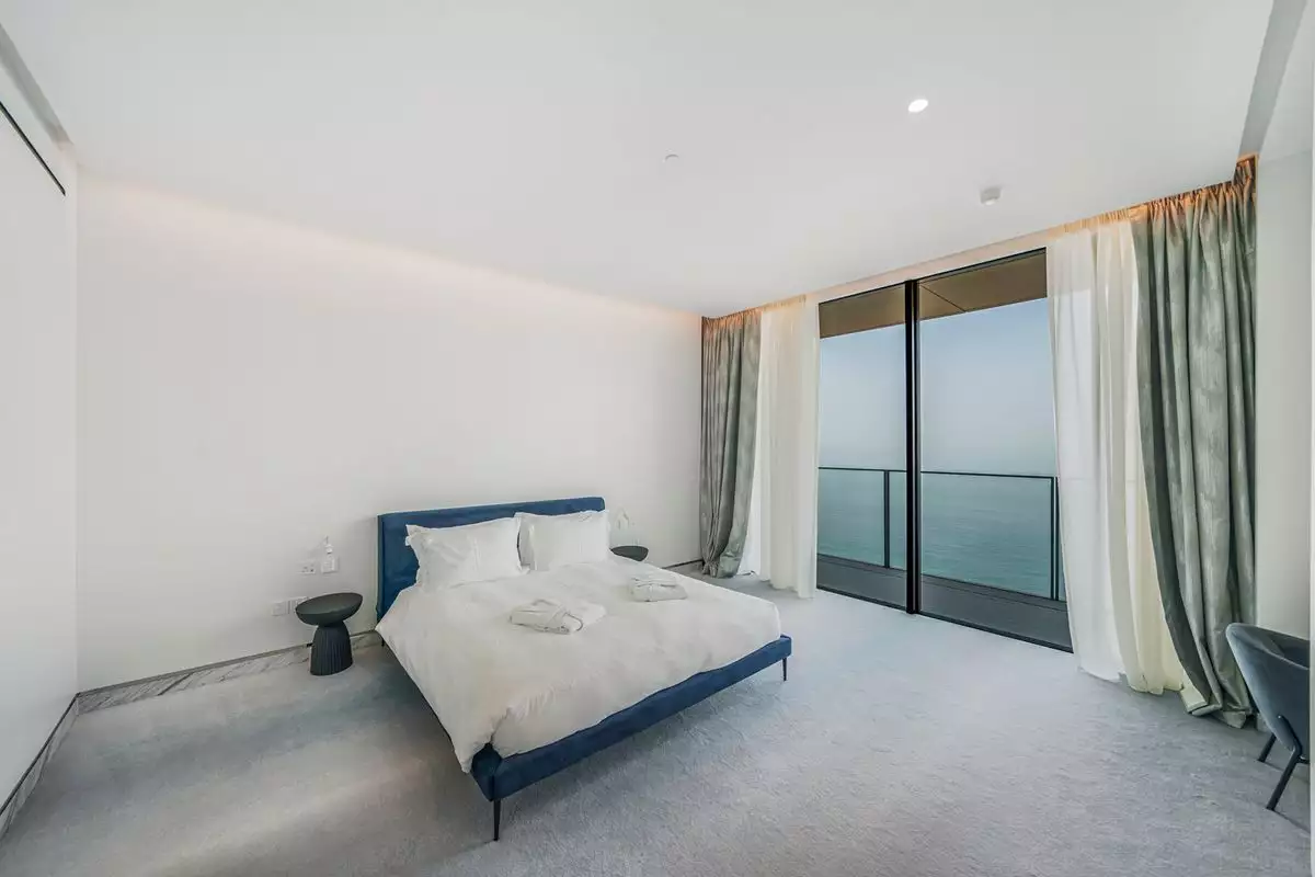 Flat 191m² in UAE, Dubai. Priced at 5493741€ rent photo-12