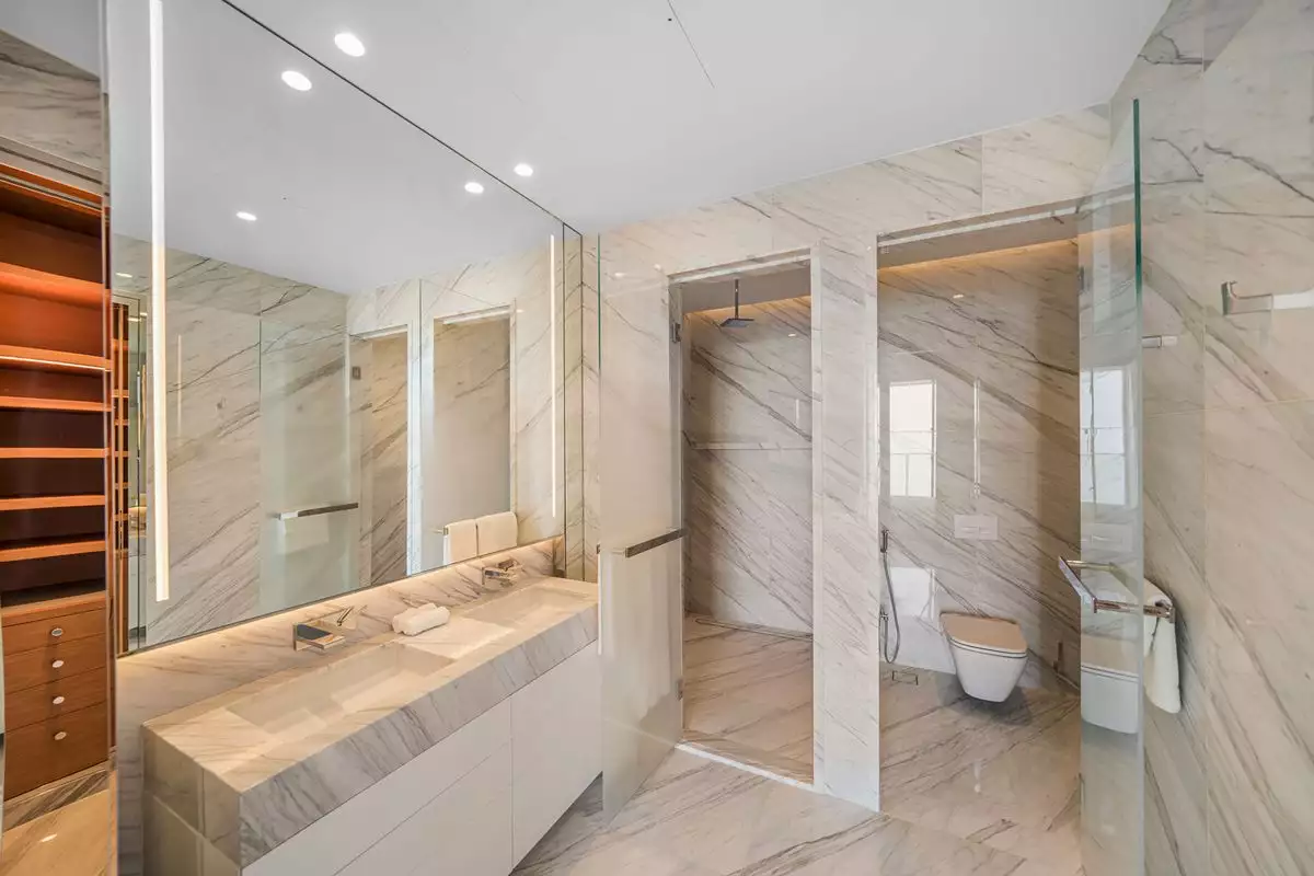 Flat 191m² in UAE, Dubai. Priced at 5493741€ rent photo-19