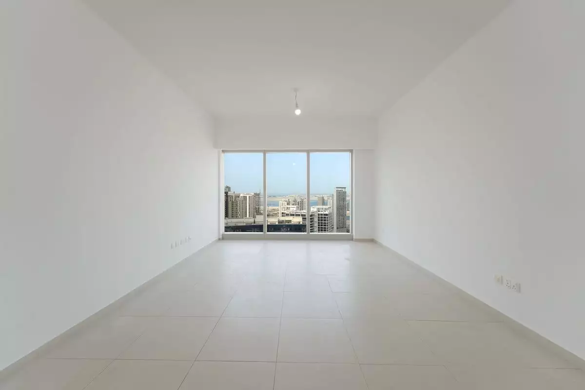Flat 84m² in UAE, Abu Dhabi. Priced at 219437€ rent photo-3