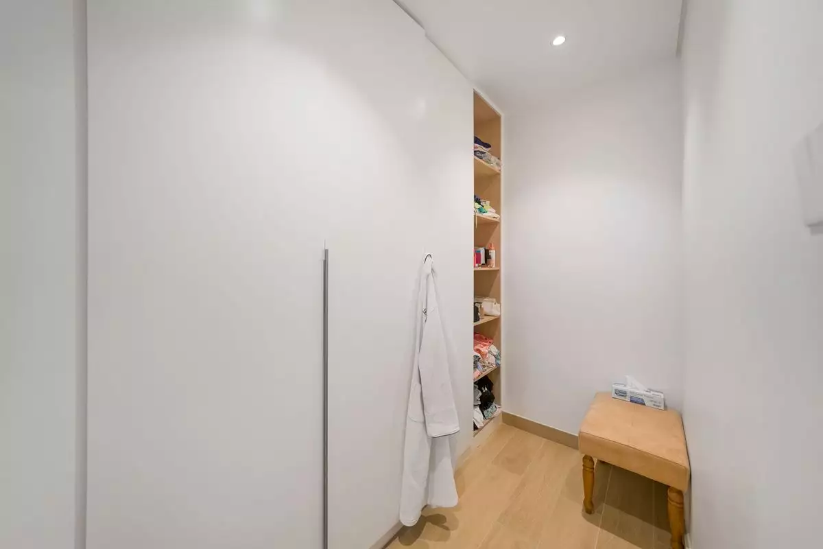 Flat 115m² in UAE, Dubai. Priced at 971393€ rent photo-13