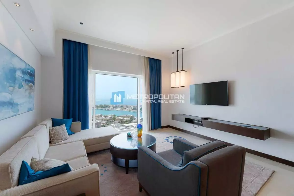 Flat 100m² in UAE, Abu Dhabi. Priced at 674232€ rent photo-1