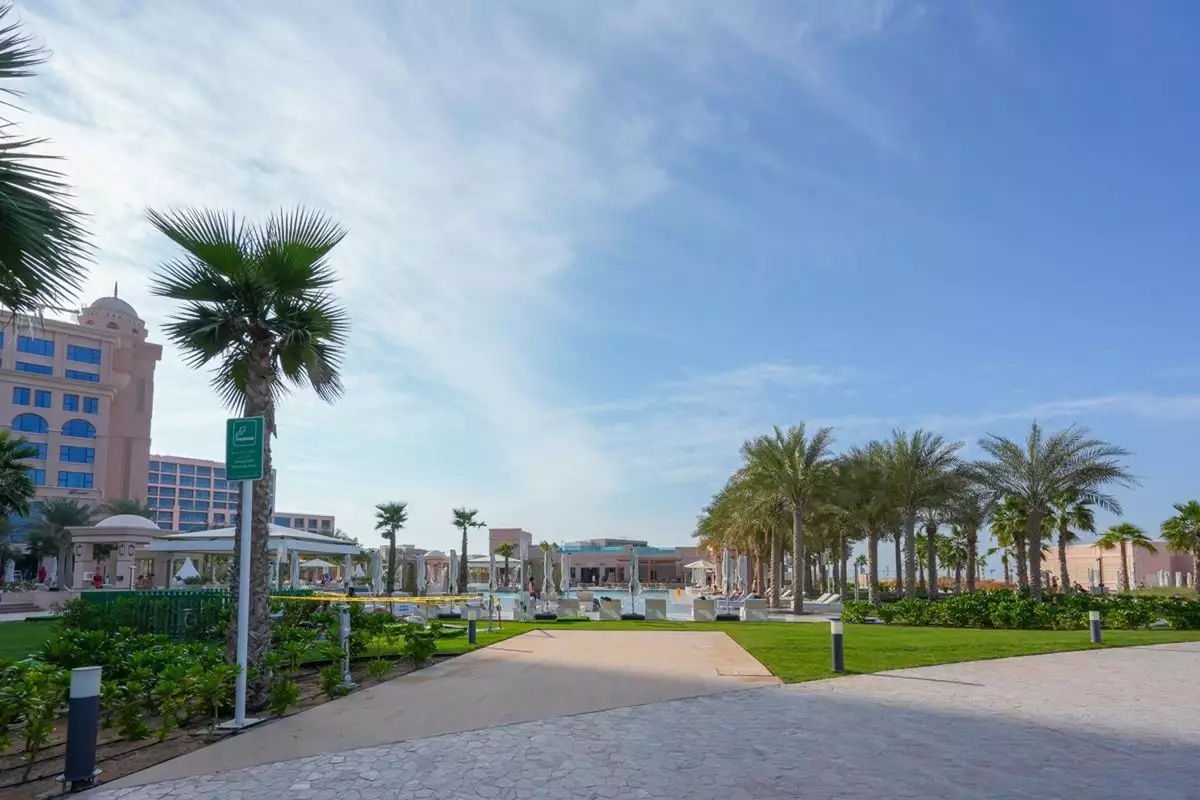 Flat 100m² in UAE, Abu Dhabi. Priced at 674232€ rent photo-21