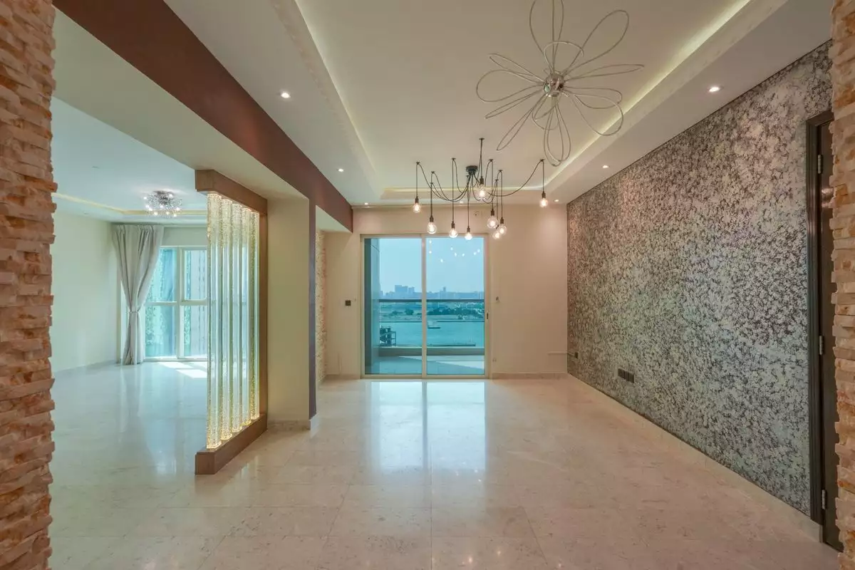 Flat 209m² in UAE, Abu Dhabi. Priced at 561860€ rent photo-2