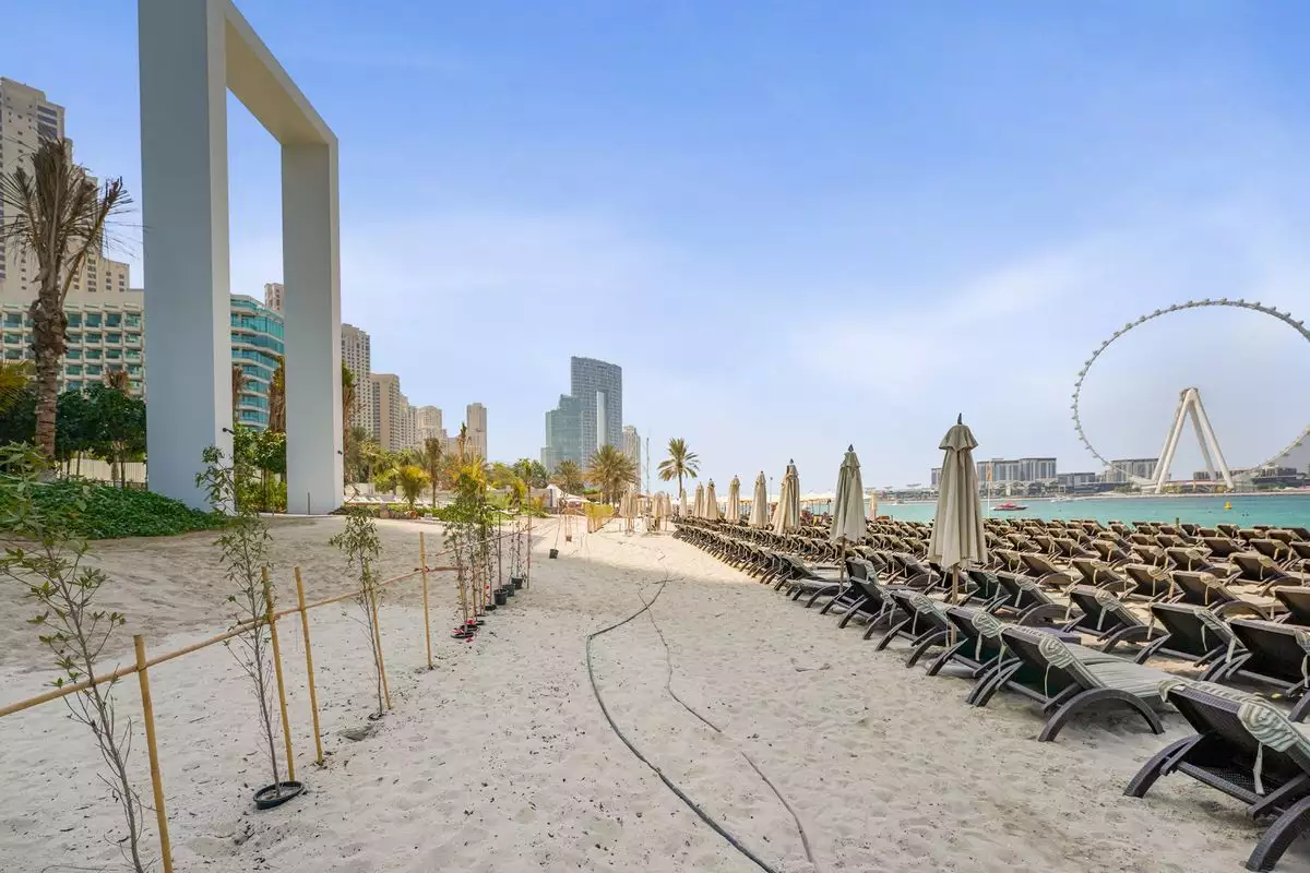 Flat 414m² in UAE, Dubai. Priced at 6917119€ rent photo-14