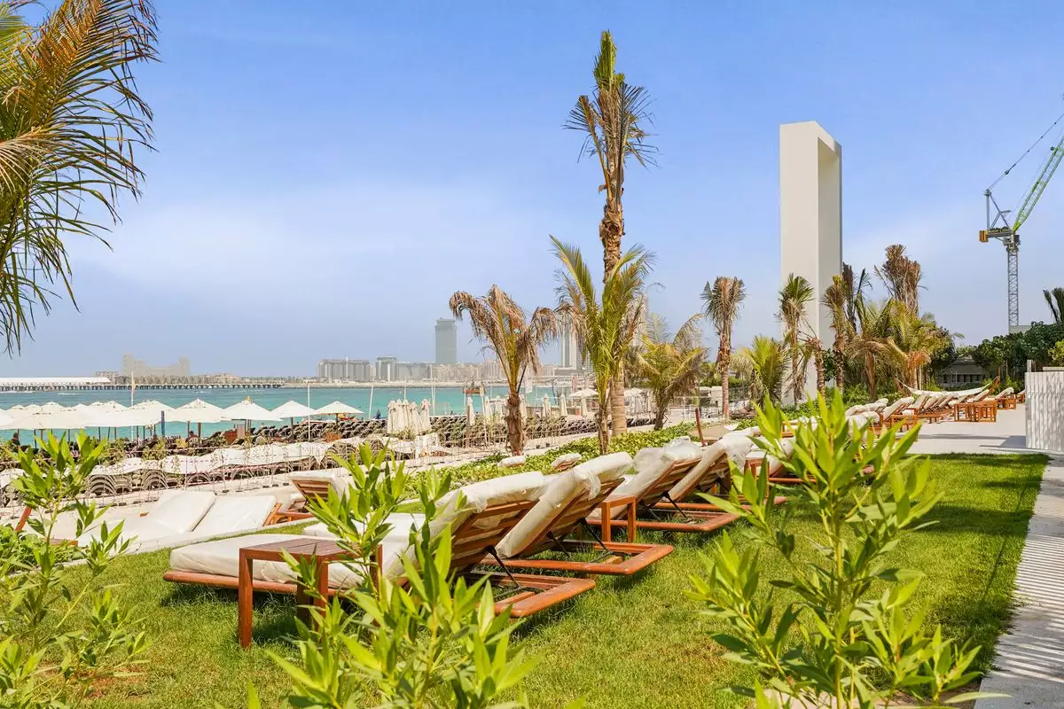 Flat 414m² in UAE, Dubai. Priced at 6917119€ rent photo-16