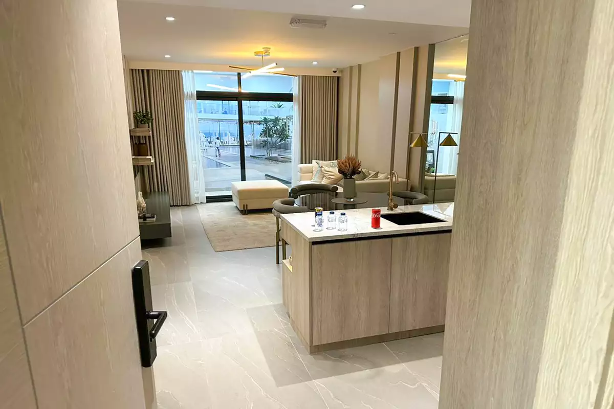 Flat 7m² in UAE, Dubai. Priced at 299659€ rent photo-3