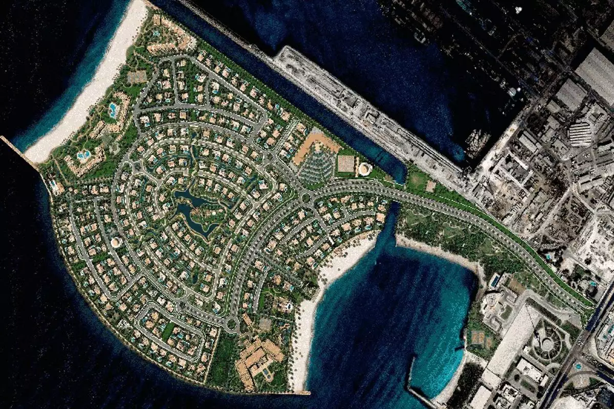 Land 1212m² in UAE, Dubai. Priced at 5031767€ rent photo-8