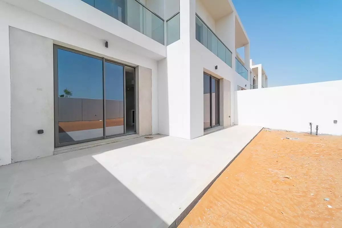 Townhouse 333m² in UAE, Abu Dhabi. Priced at 1173663€ rent photo-1