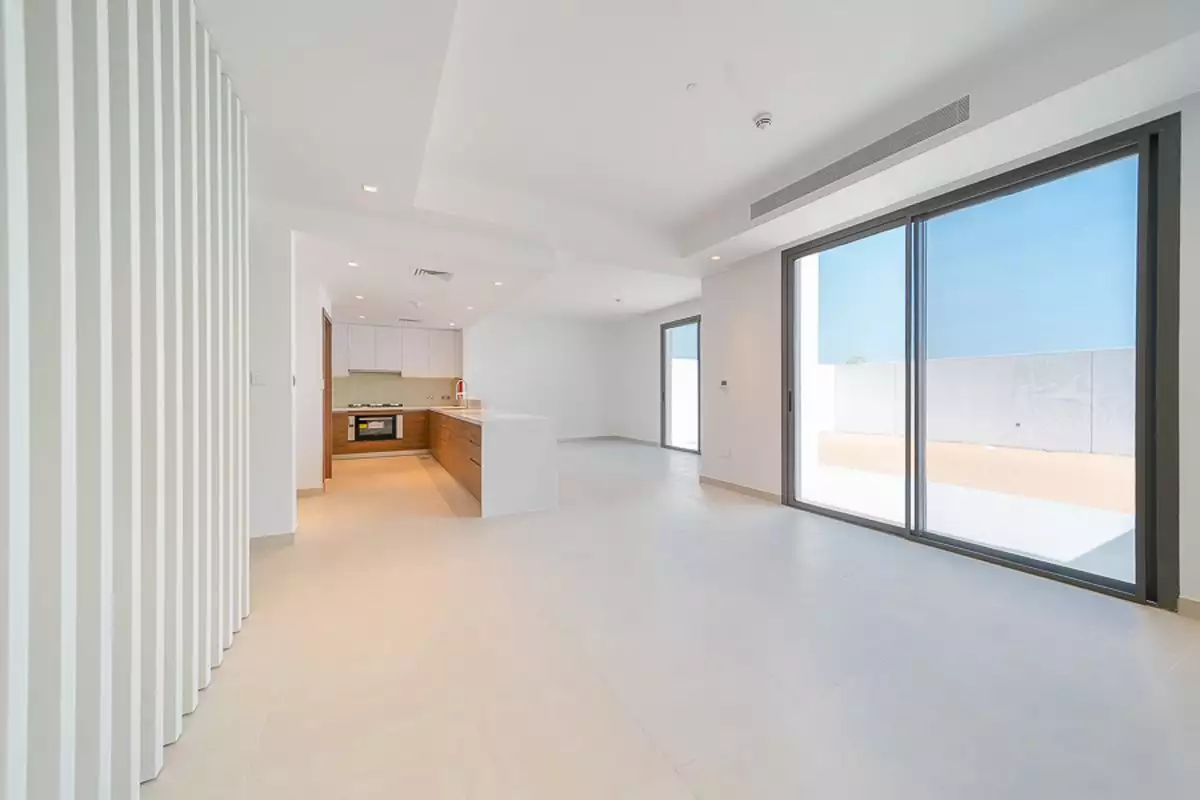 Townhouse 333m² in UAE, Abu Dhabi. Priced at 1173663€ rent photo-2