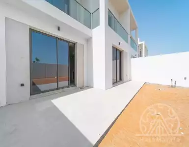Buy in UAE for 1173663€