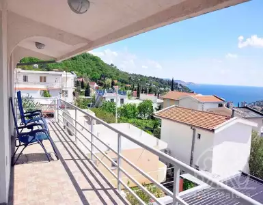 Buy in Montenegro for 200000€