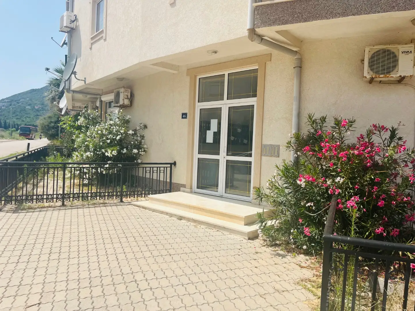 Flat 51m² in Montenegro, Sutomore. Priced at 90000€ rent photo-31