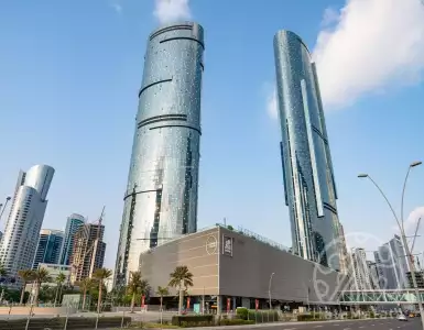 Buy in UAE for 648620€