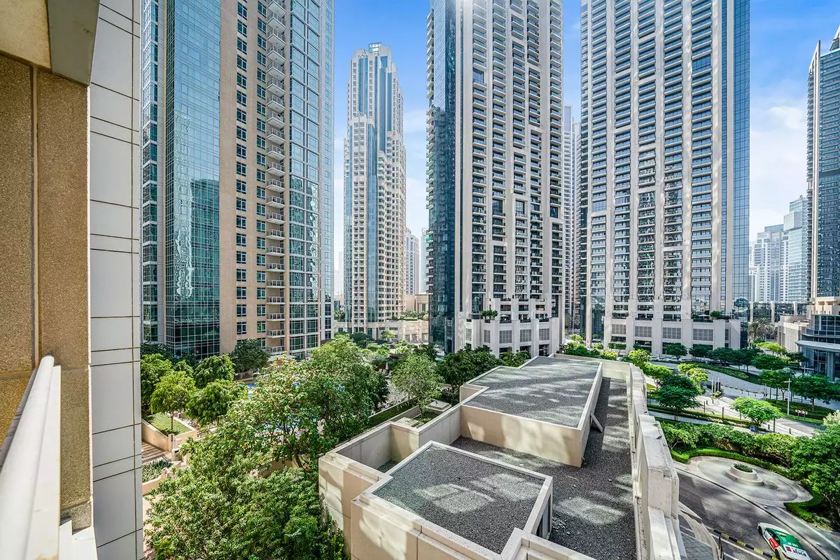 Flat 135m² in UAE, Dubai. Priced at 975277€ rent photo-2