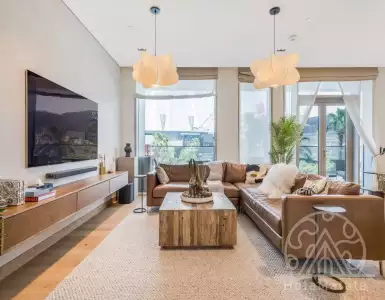 Buy in UAE for 3047741€