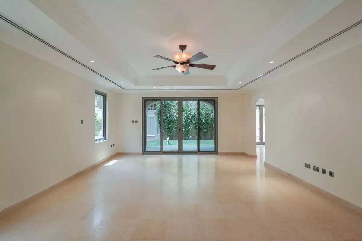 Villa 388m² in UAE, Abu Dhabi. Priced at 1804263€ rent photo-4