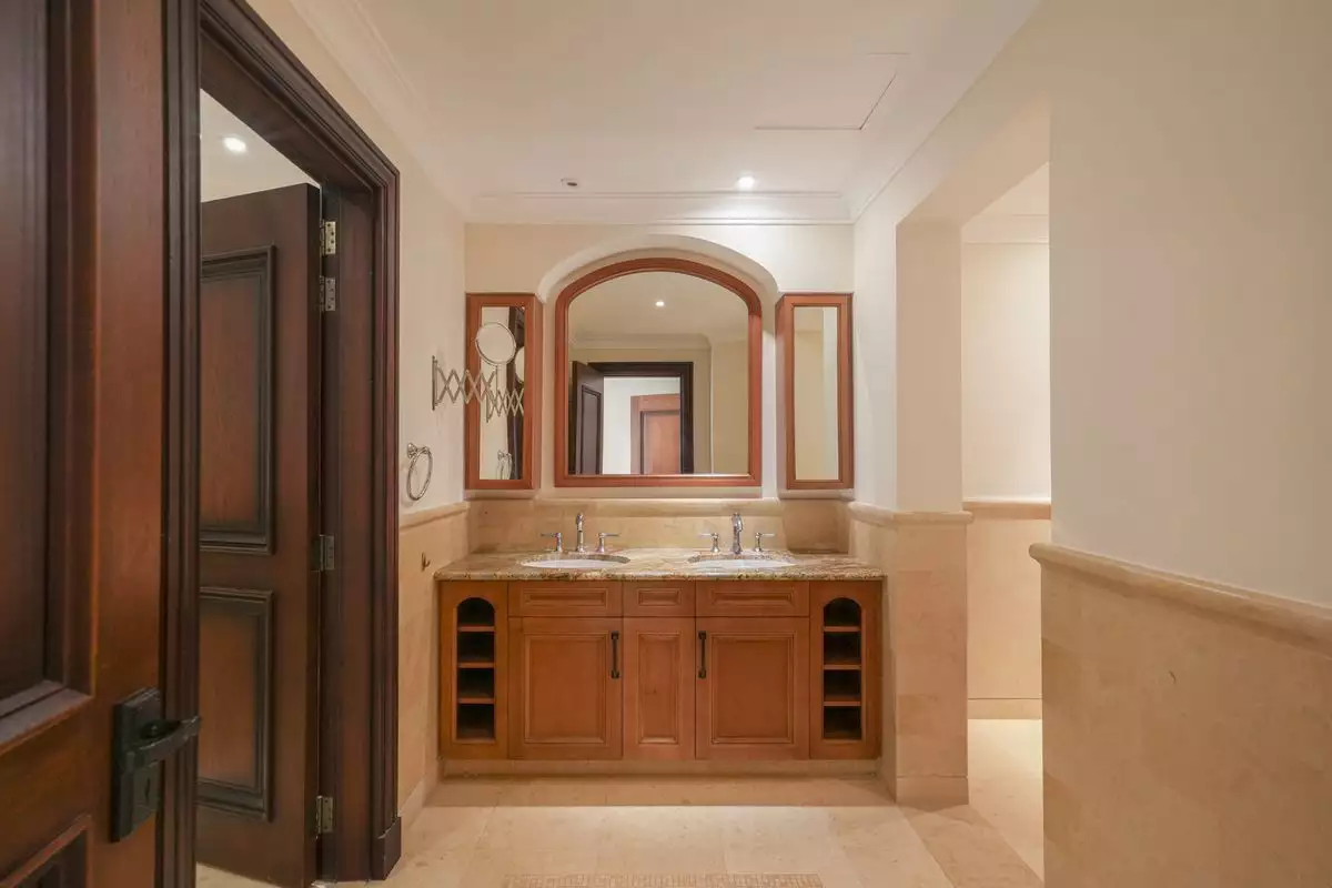 Villa 388m² in UAE, Abu Dhabi. Priced at 1804263€ rent photo-9
