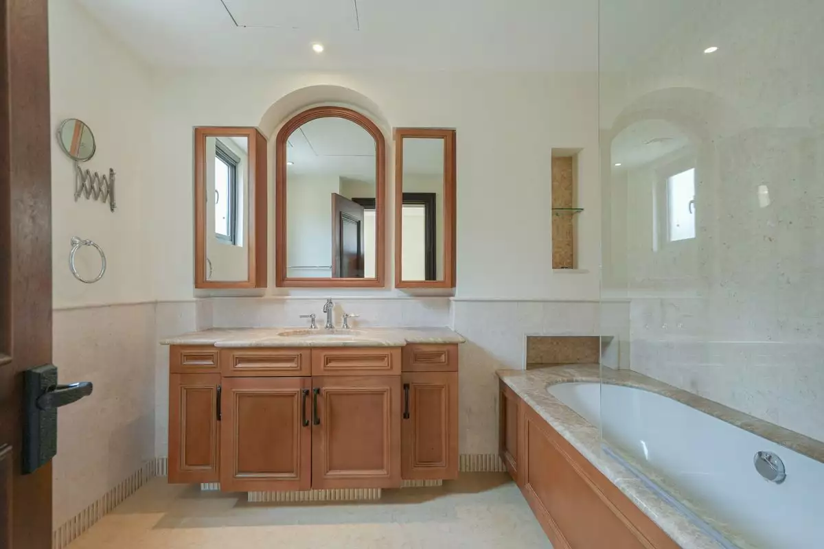 Villa 388m² in UAE, Abu Dhabi. Priced at 1804263€ rent photo-12