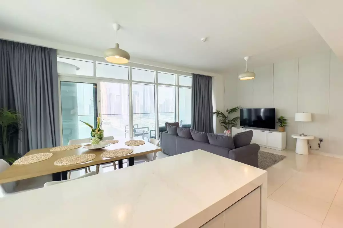 Flat 195m² in UAE, Dubai. Priced at 1682353€ rent photo-3