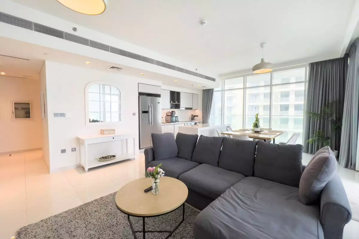 Flat 195m² in UAE, Dubai. Priced at 1682353€ rent photo-6