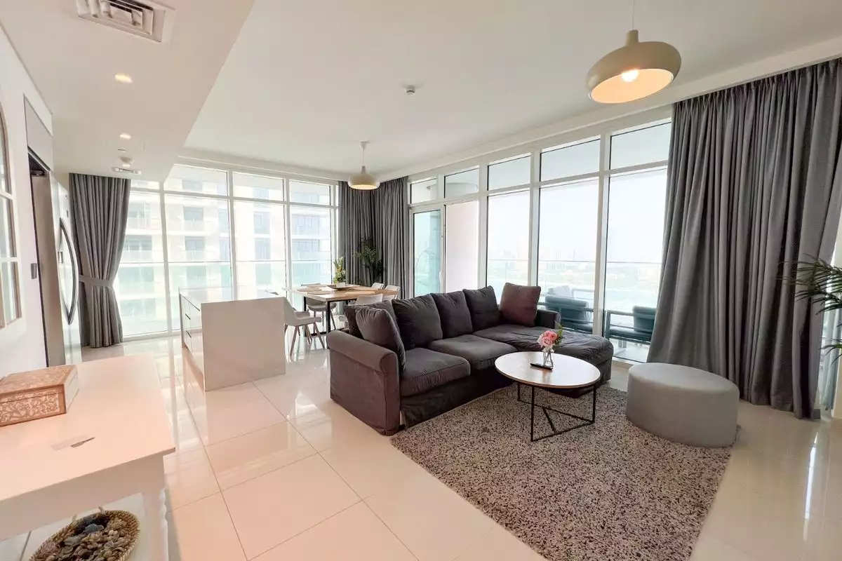 Flat 195m² in UAE, Dubai. Priced at 1682353€ rent photo-8