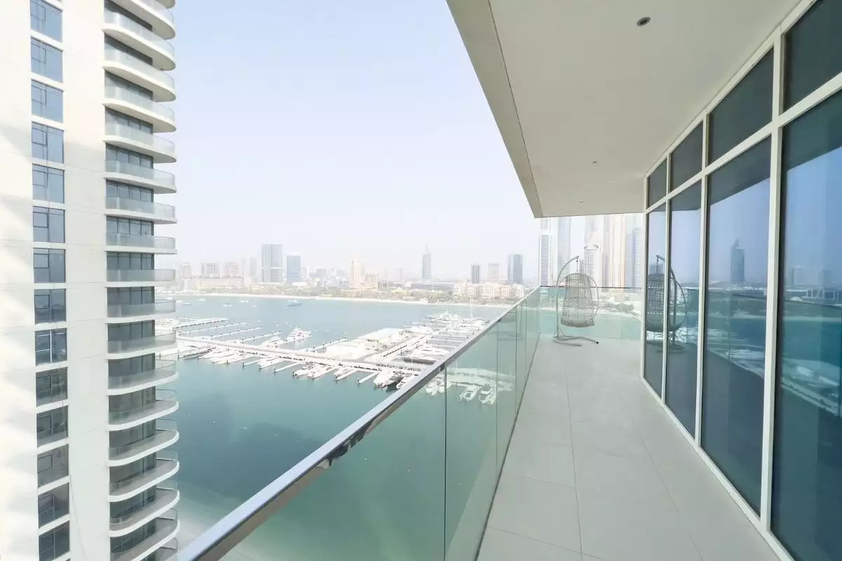 Flat 195m² in UAE, Dubai. Priced at 1682353€ rent photo-10