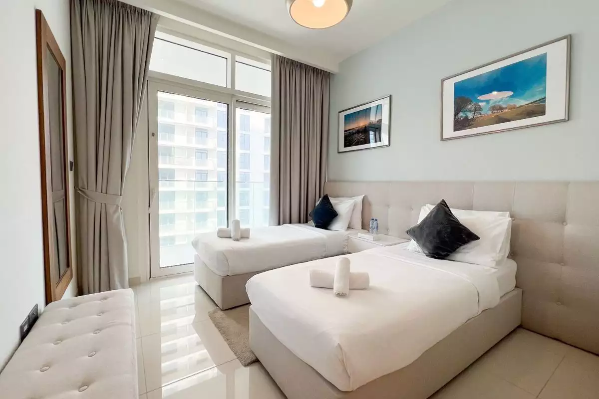 Flat 195m² in UAE, Dubai. Priced at 1682353€ rent photo-12